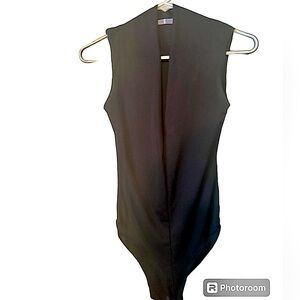 Zara Women’s Basic Low Cut and Sleeveless BodySuit in Black, Size Small